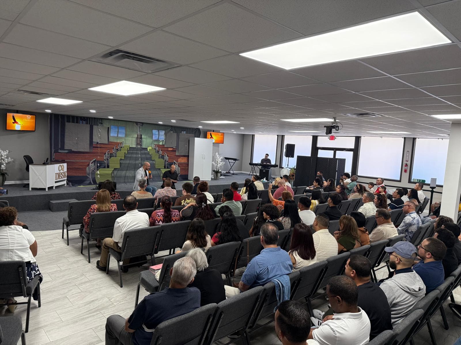 Servicio dominical en Ebenezer